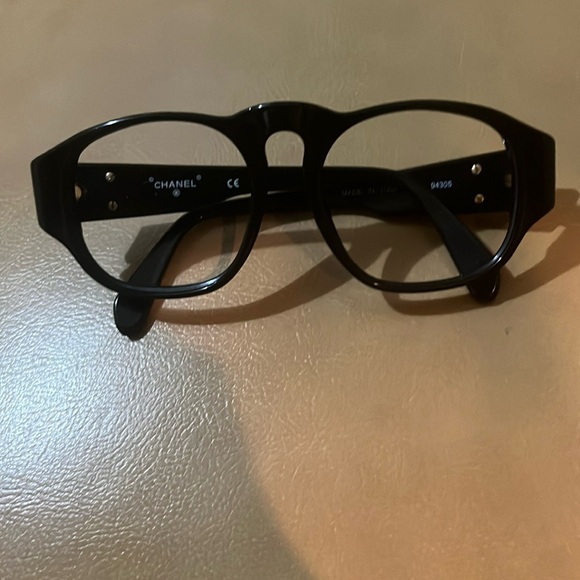 EUC Chanel frames - Picture 6 of 7